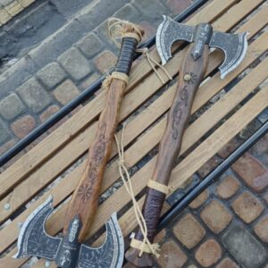 تبر وایکینگی کریتوس زنجان مدل دوطرفه bal تبر گاد اف وار مدل GodWar طول کار 70 سانت تیغه فولادی بسیار قوی و مقاوم مخصوص کمپ و کوهنوردی