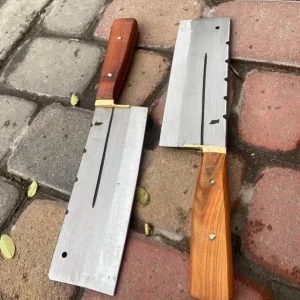 ساتوراستخوان شکن احمد آهن بر
