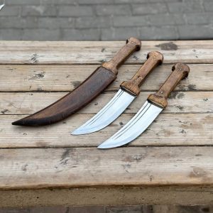 خنجر عربی با غلاف چوبی