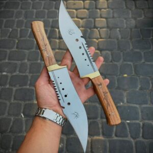 چاقوی شکاری مدل دوستی با تیغه مقاوم و کیفیت ساخت عالی