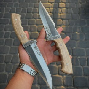 چاقوی شکاری عقاب با تیغه فولادی و ساخت مستحکم